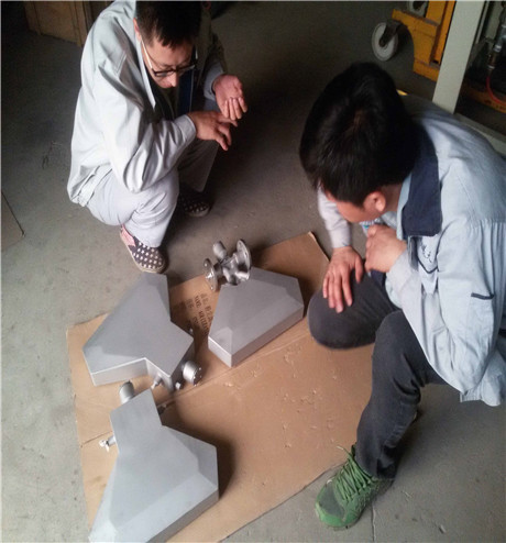 流量監(jiān)測(cè)儀器噴砂處理后效 流量監(jiān)測(cè)儀器噴砂處理后效果