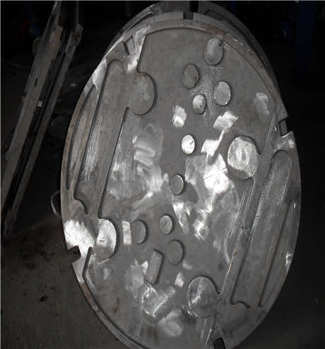 鋁圓盤(pán)噴砂前 鋁圓盤(pán)噴砂前